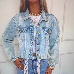 Light Wash Distressed Cropped Denim Jacket